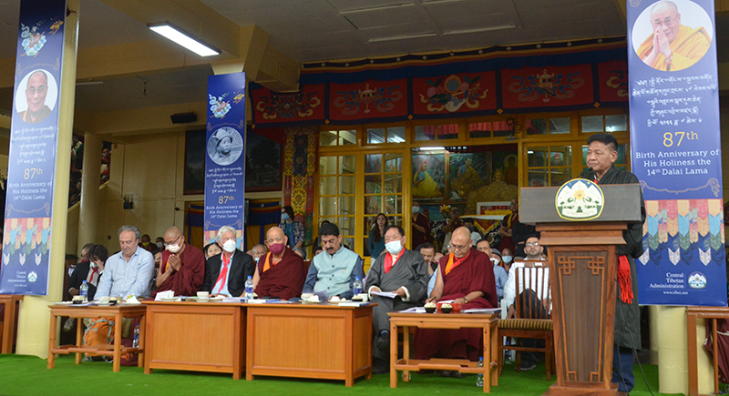 藏人行政中央於2022年7月6日，在印度北部達蘭薩拉的大乘法苑舉行了隆重的官方慶祝活動。照片: TPI
